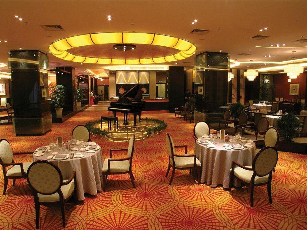 The Bund Riverside Hotel Шанхай Ресторант снимка